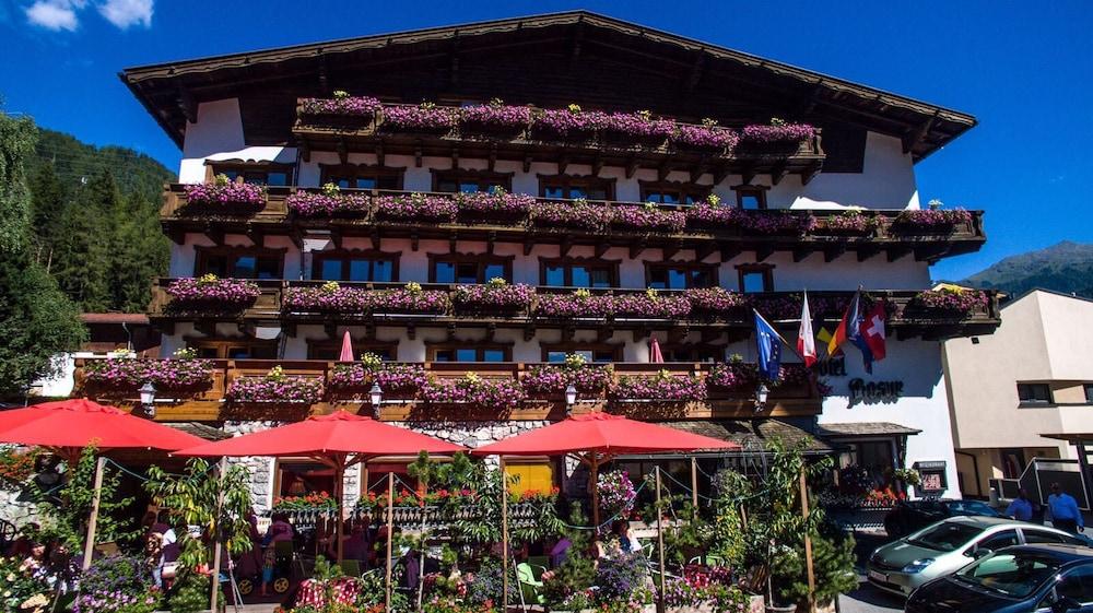 פלירש Berghotel Basur - Das Schihotel Am Arlberg מראה חיצוני תמונה